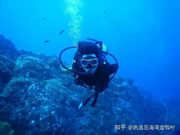 华为与北汽智选车项目供应商大会在北京栖湖饭店召开