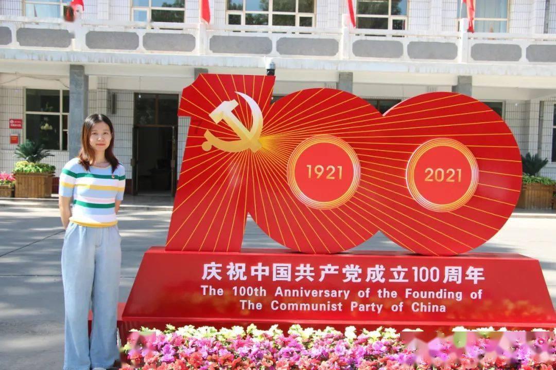 亲王因为劳民伤财，虐待百姓而被圈禁，从此和官场无缘