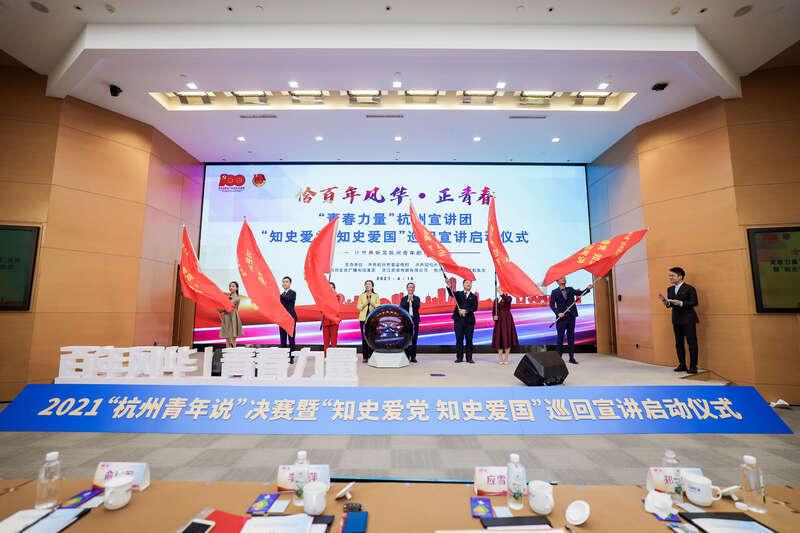女子网购小鱼到货后竟成一坨冰，商家称冷水鱼 缓缓能活。