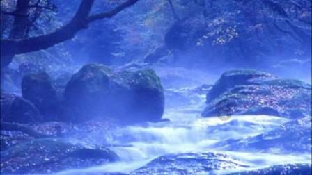 李白写的《庐山》无人能及,苏轼挑战一首,同是名作,谁意境更高